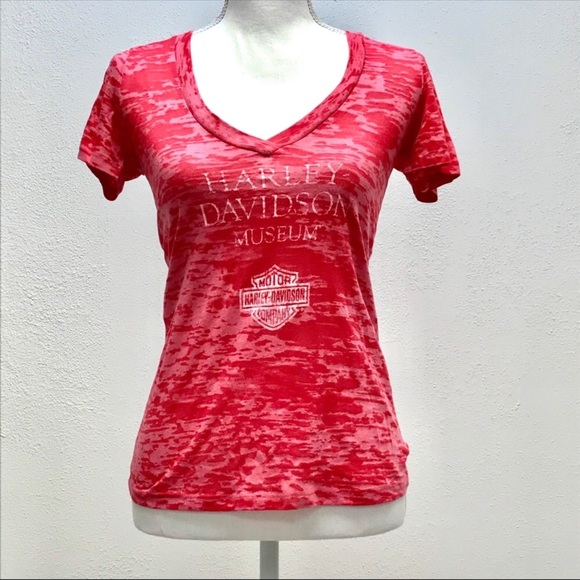 ~HARLEY DAVIDSON~  MUSEUM PINK CAMO T-shirt - Picture 1 of 6